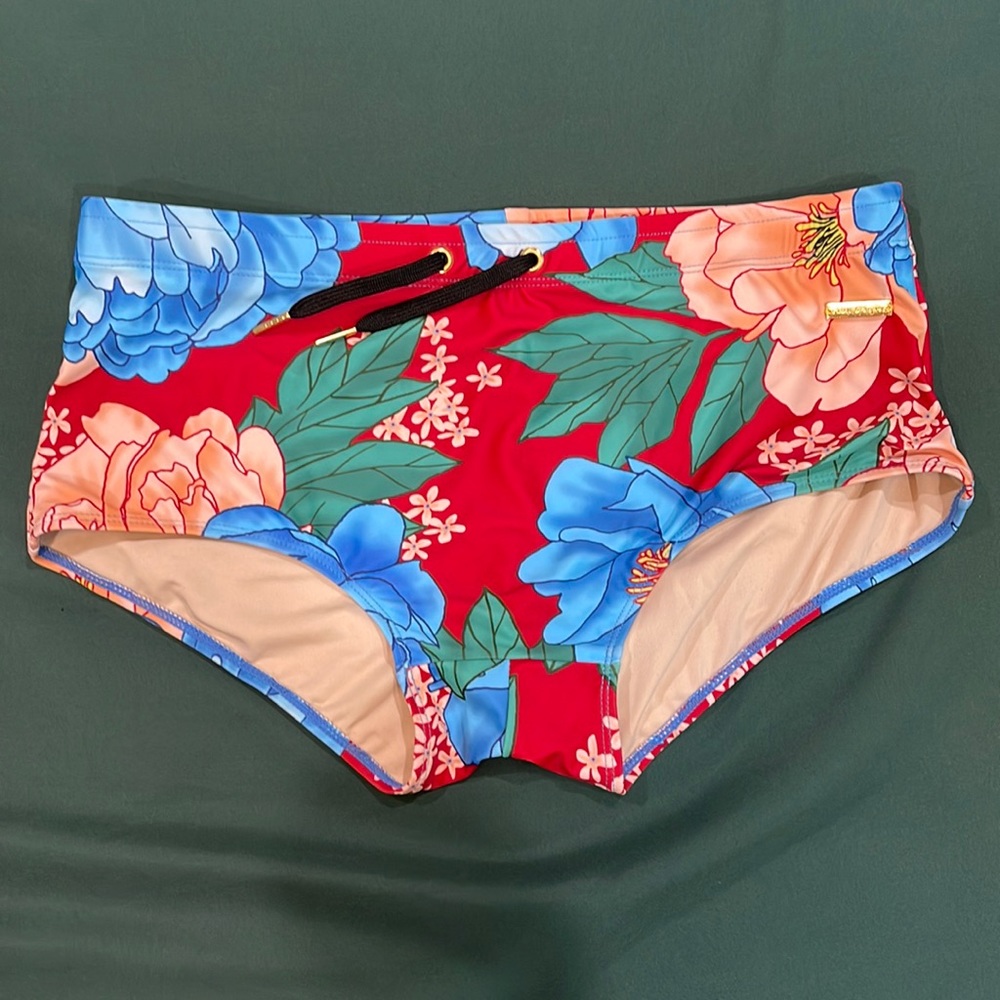 Skull & Bones hybrid shorts